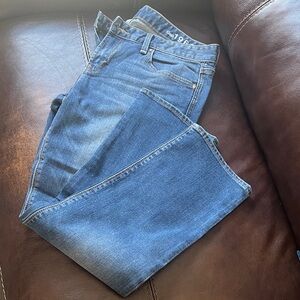 GAP Women's Classic Blue Straight Leg Jeans